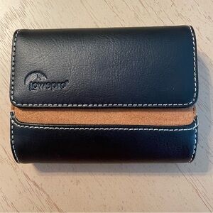 Lowepro Camera Case Sorrento 10 Black Ultra-Compact - Leather w/ Suede Lining